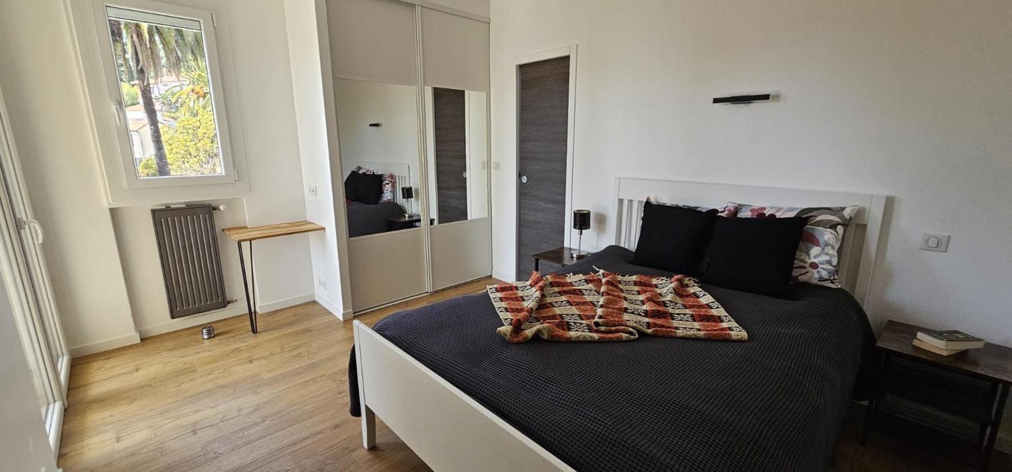 Homestay & Salle De Bain Privative ,bord De Mer, Vue ,, Private & Bathroom At Inhabitant's House, Seaside, Sea View *